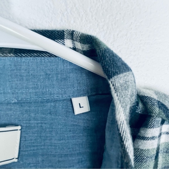 Jack’s size L plaid long sleeve button down shirt - Picture 4 of 6